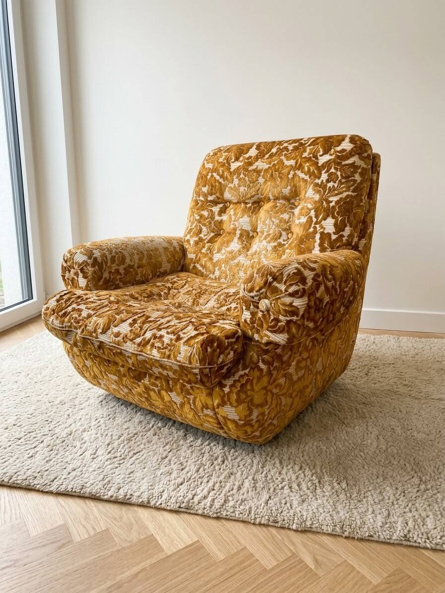 Vintage 1970s armchair in yellow velvet