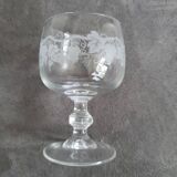 Lot verres à liqueur à pied grappe