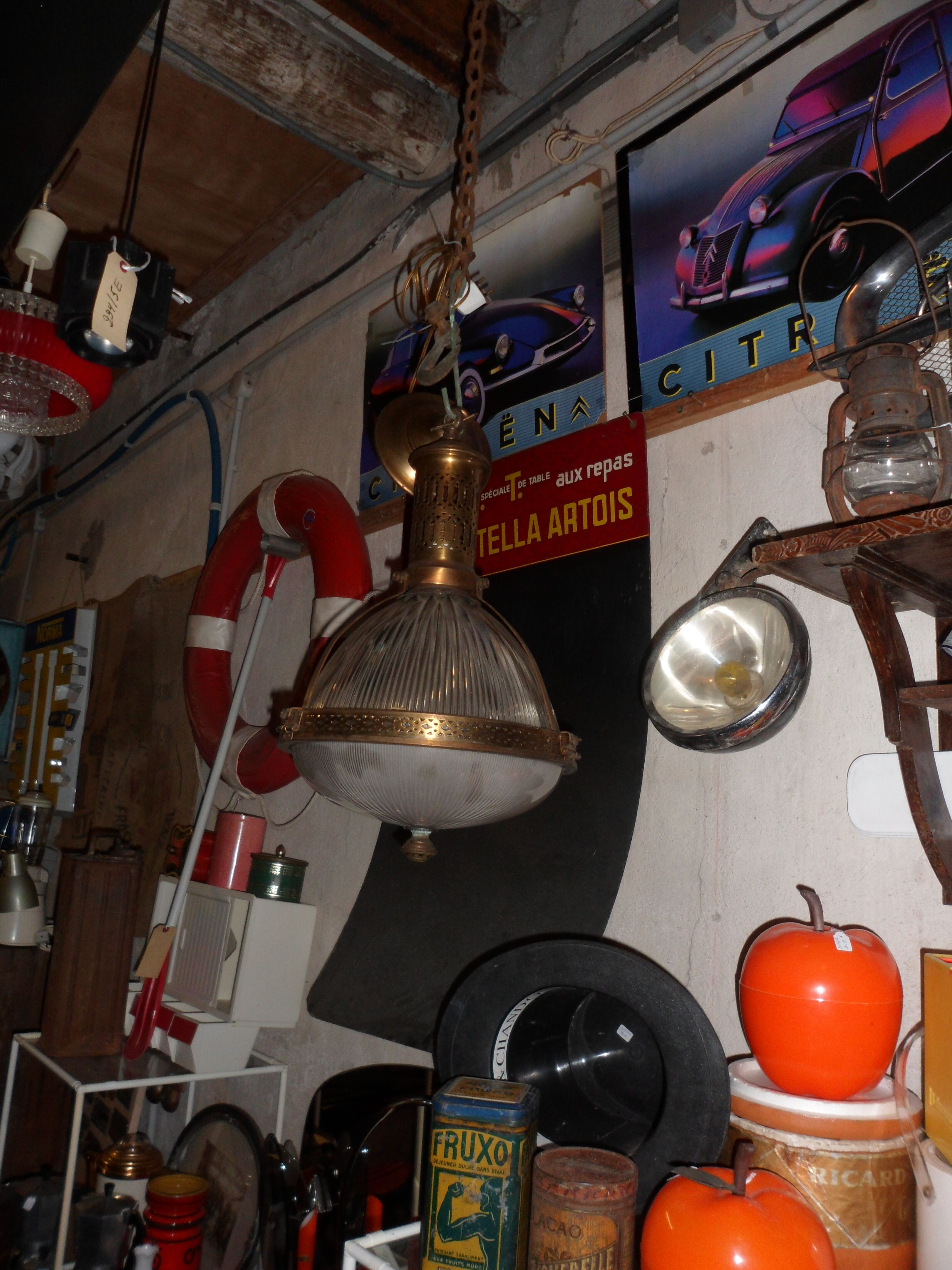 Holophane hanging lamp