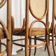Lot de 4 chaises de salle à manger vintage en bois courbé : dossier en rotin, style Thonet
