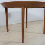 Table extensible en teck du milieu du siècle par Ole Hald pour Gudme Møbelfabrik, années 1970