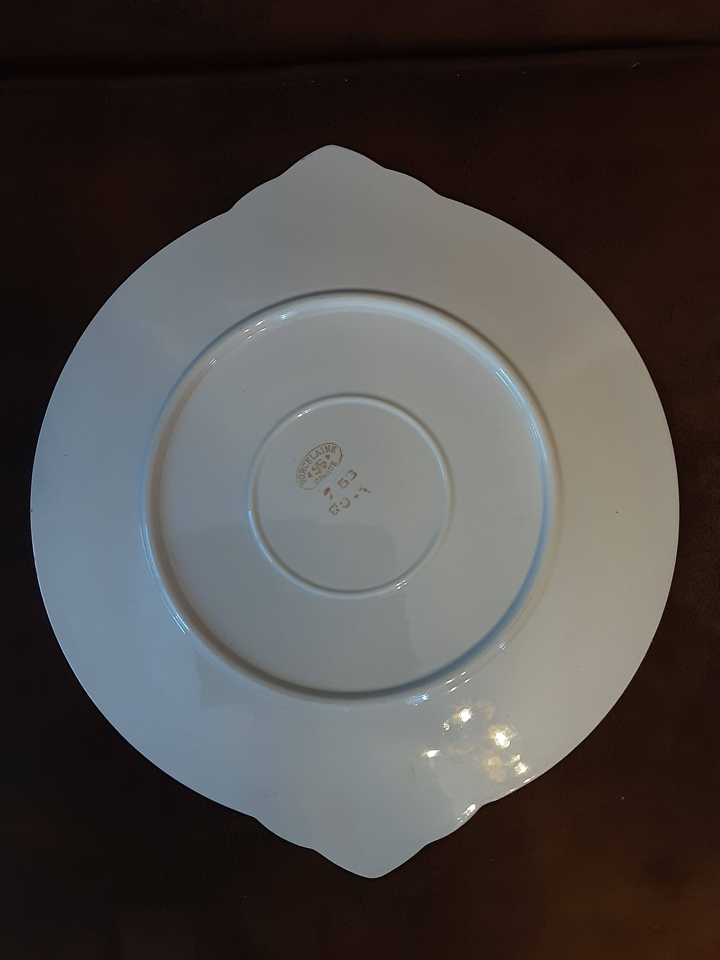 SA opaque porcelain round dish