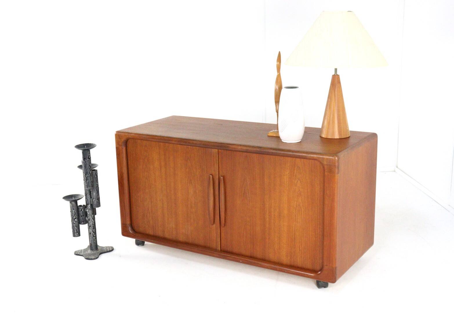 Dyrlund audio / tv cabinet 'Gronhoj'