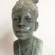 Buste africaine en pierre