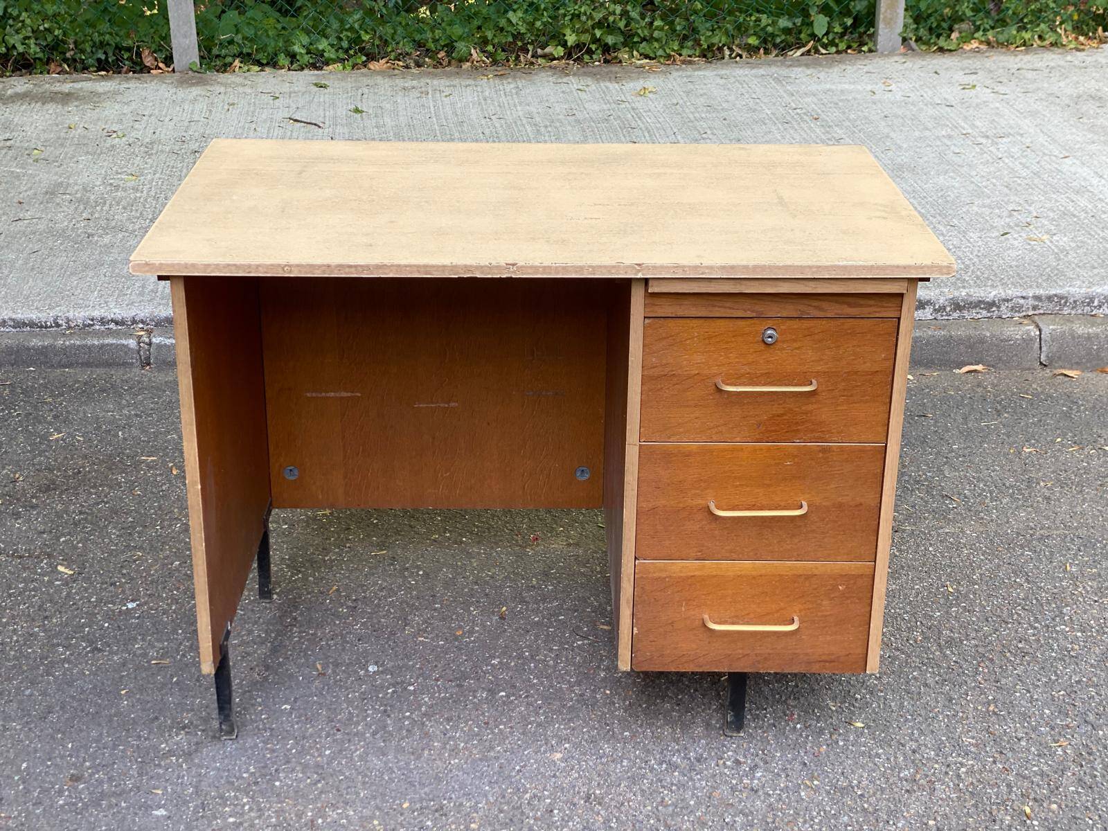 Bureau scandinave vintage en bois des années 70
