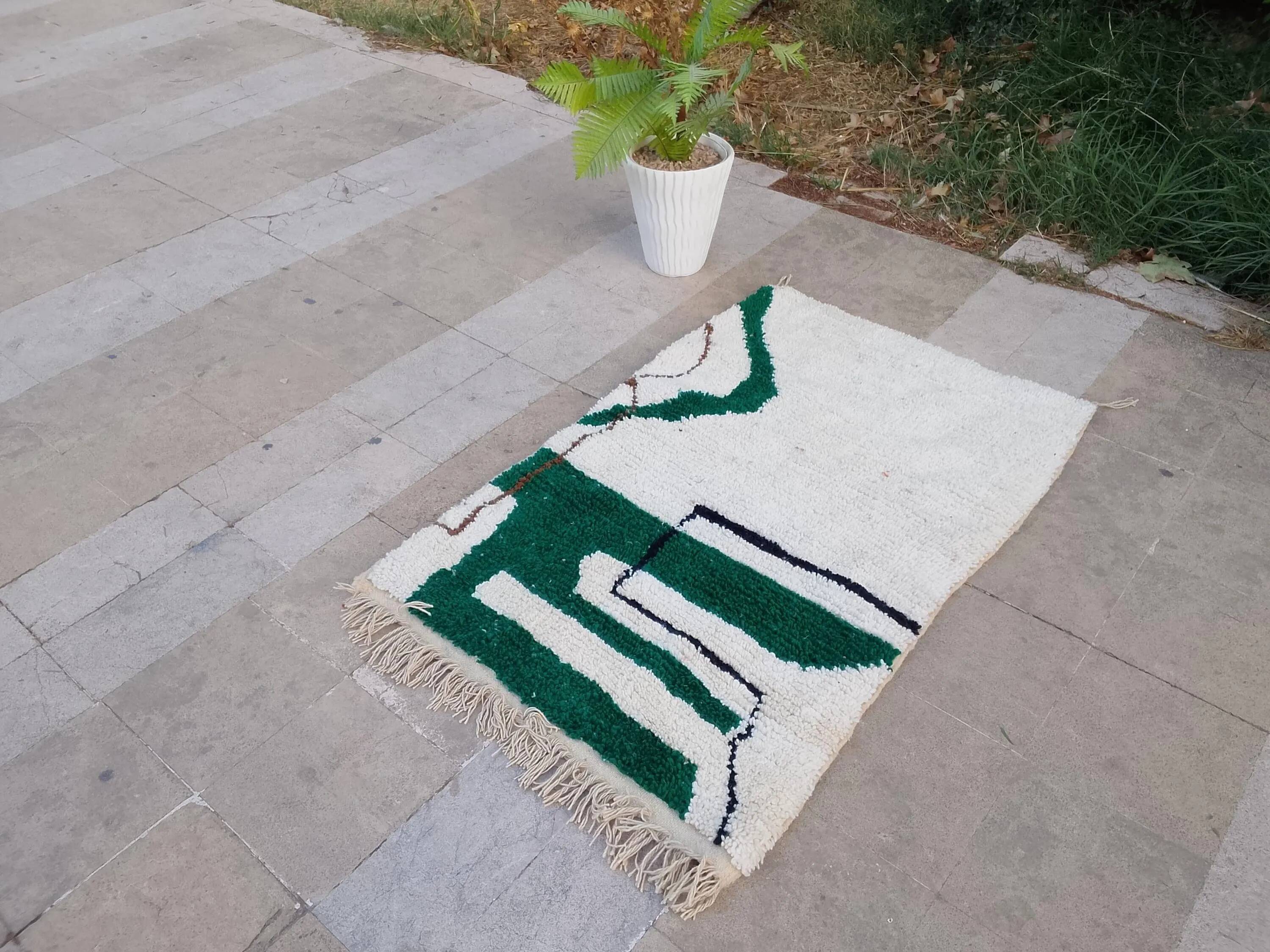 Unique handmade Berber rug 3x2 m