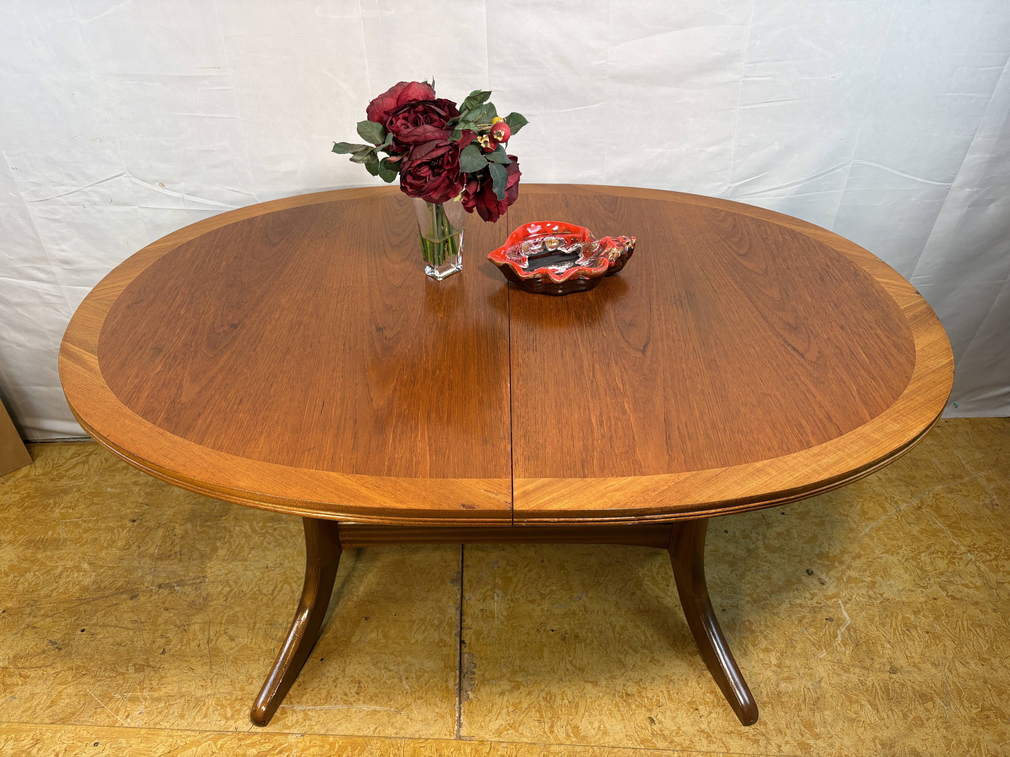 Mid-Century Retro Vintage Teak Extending Dining Table by Nathan 1960s  Seat