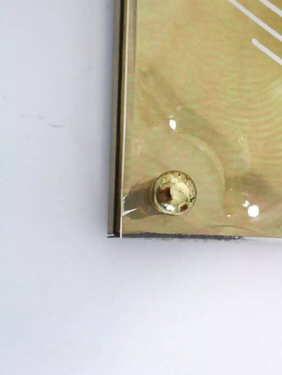 Pair of 80s sconces, white spiral decoration.