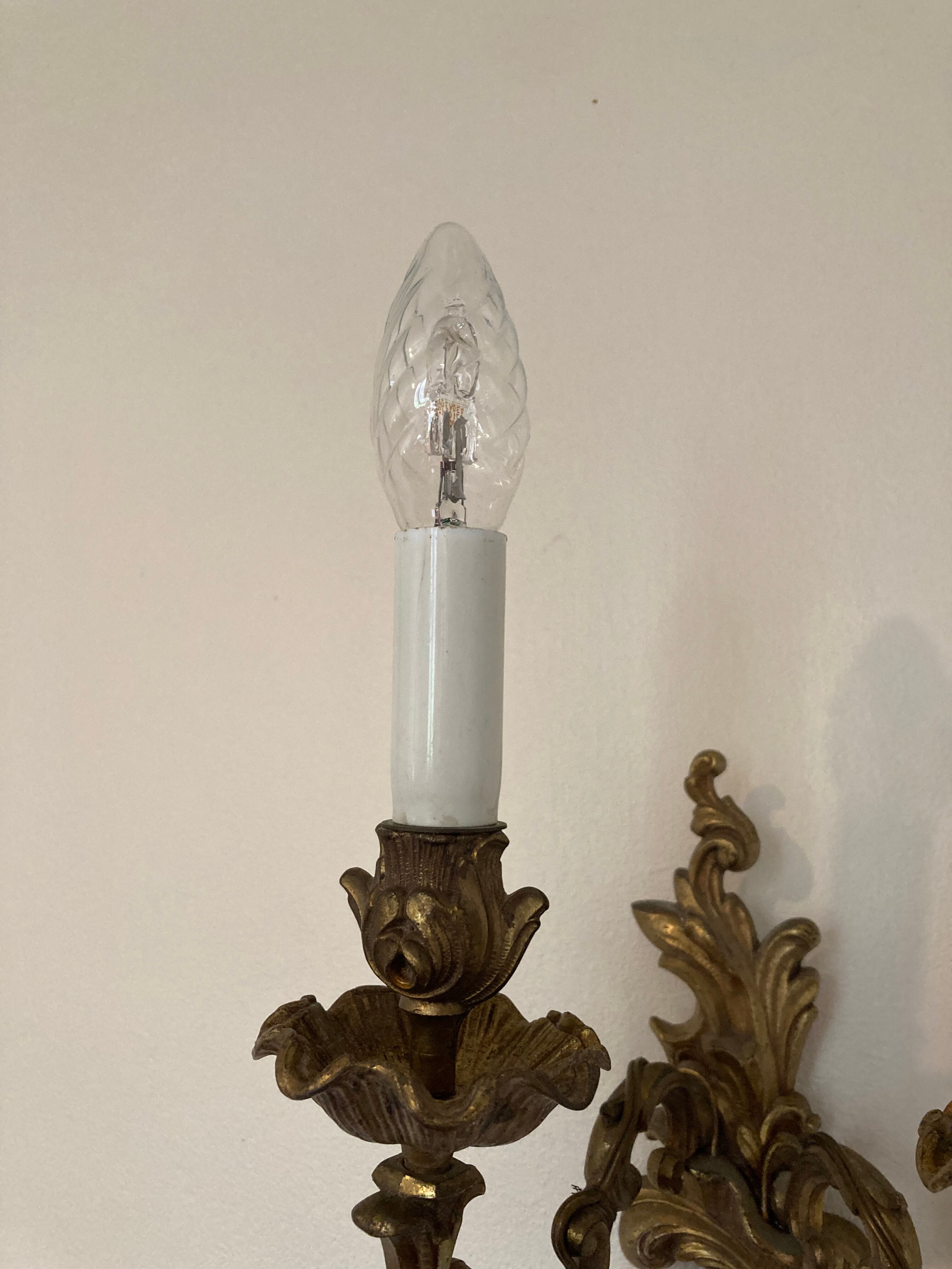 Wall lamp in gilded bronze style Louis XV rocaille with 2 branches