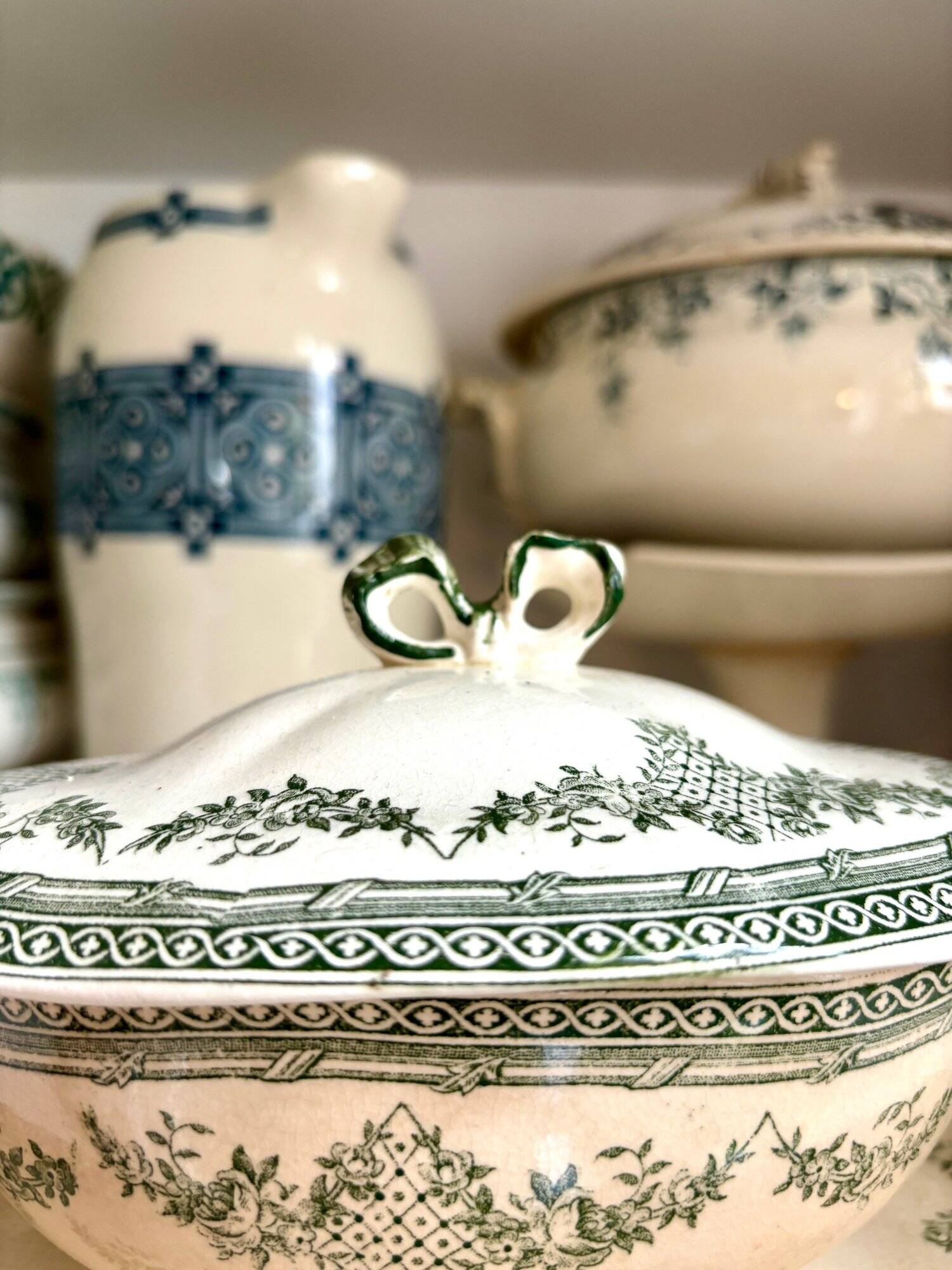 Clairefontaine iron earth gravy boat, “Antoinette” service