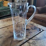 Pichet en verre gravé, base épaisse, années 70