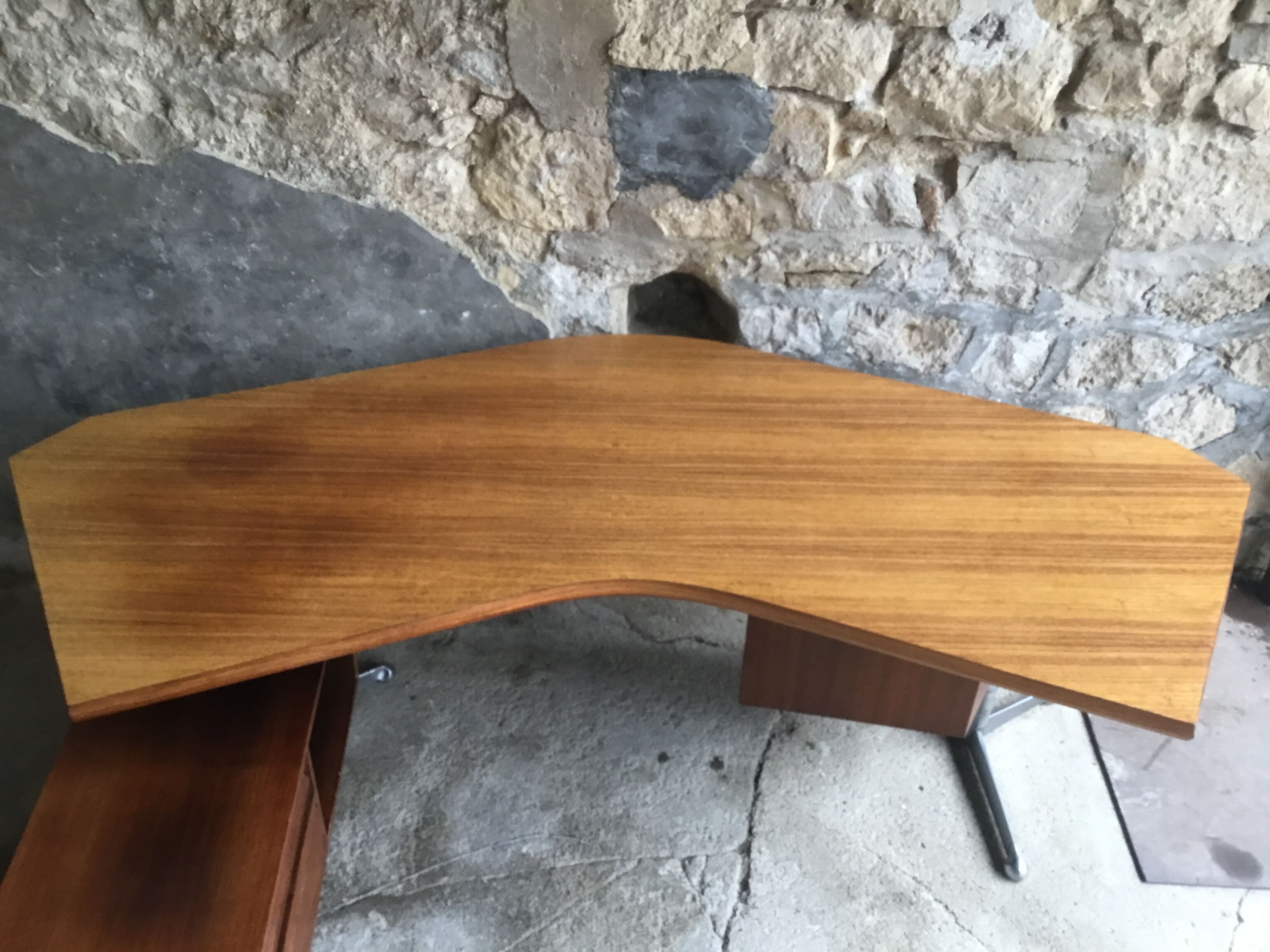 Boomerang desk by Osvaldo Borsani for Tecno, Italy 1950