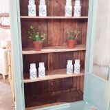 Old showcase