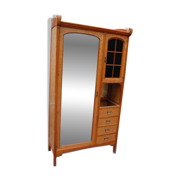 Armoire à glace Art Nouveau en érable moucheté des années 1930