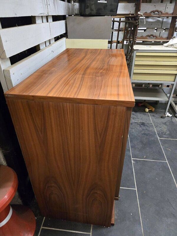 Meuble bahut vintage des années 70