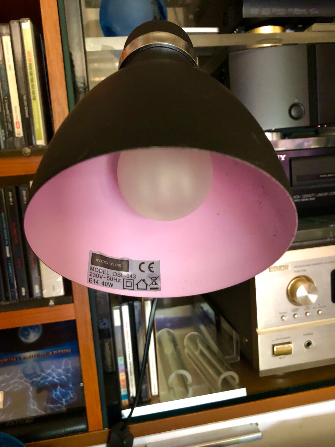 Black/pink clip spotlight