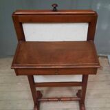Nineteenth drawer screen