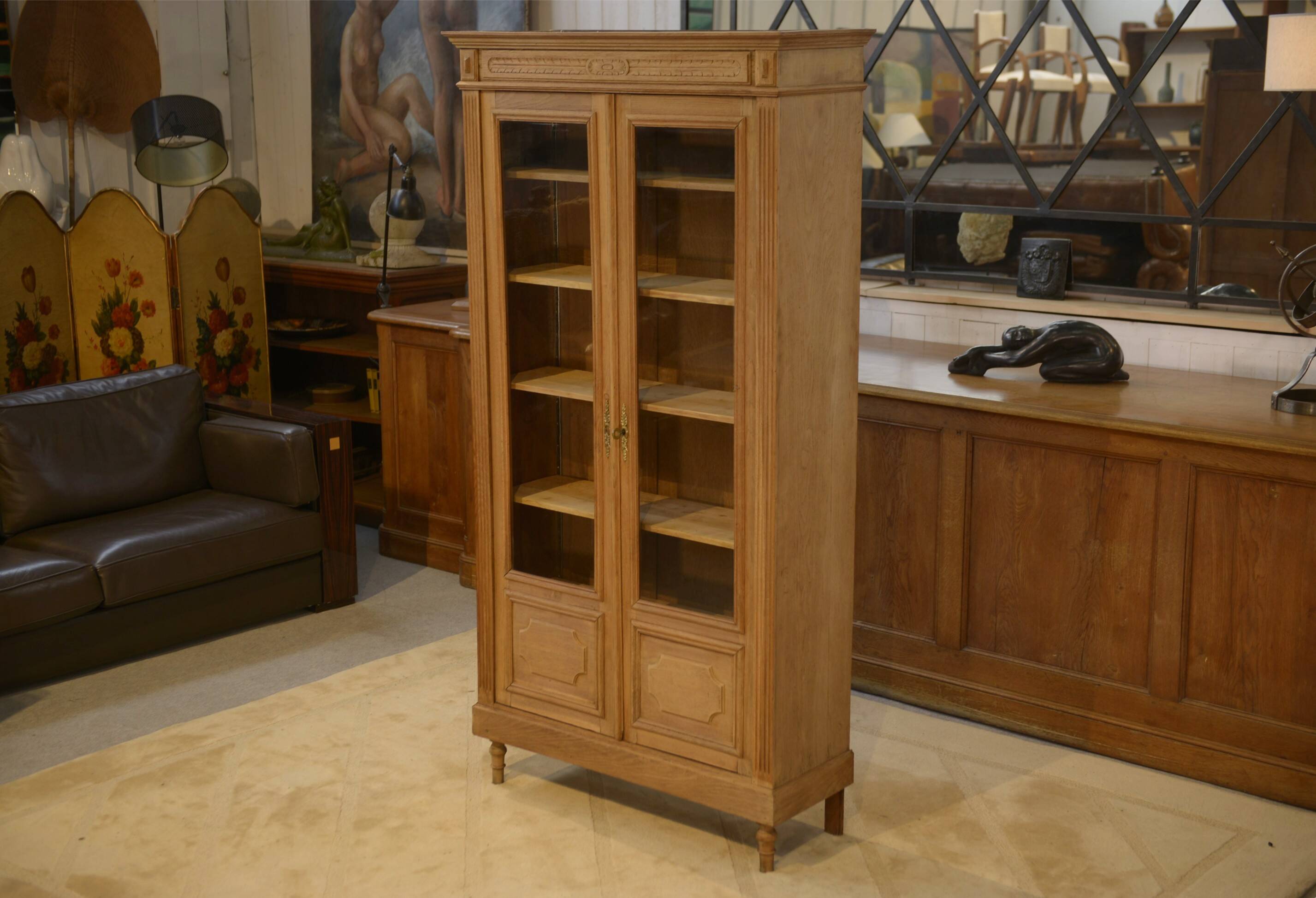 Vitrine en chêne brut 1950’s