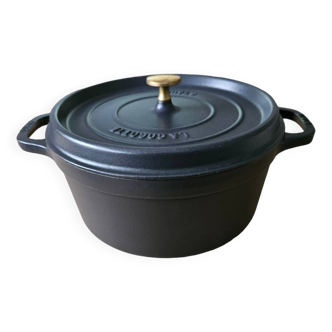 Staub cast iron casserole dish diameter 26 cm matte black