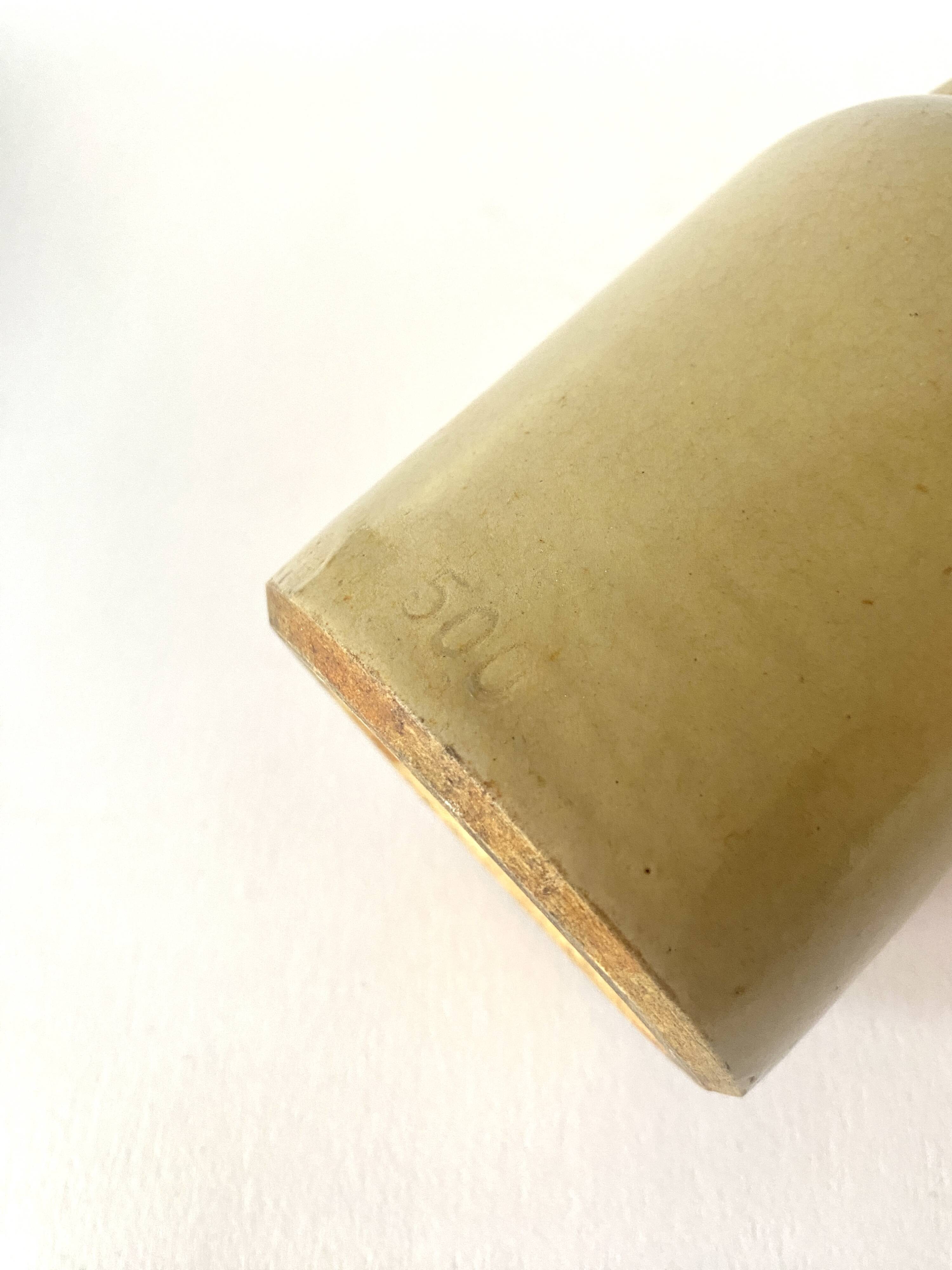 Stoneware grease pot, wooden cap