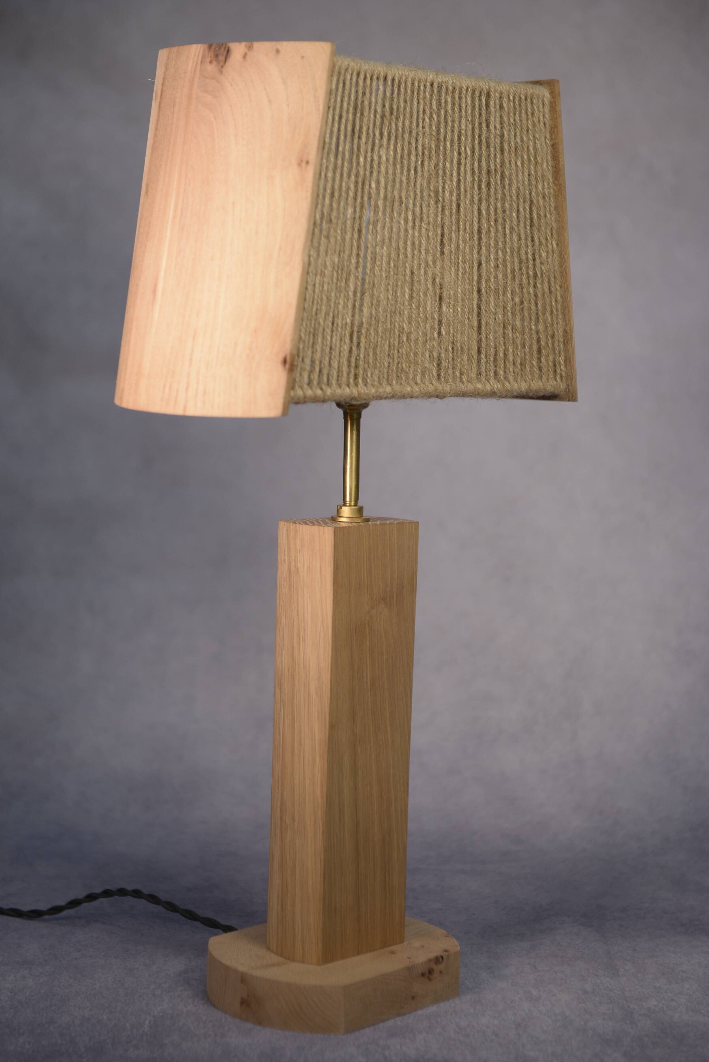 Brutalist lamp in elm and solid oak with a cord shade – 1980s