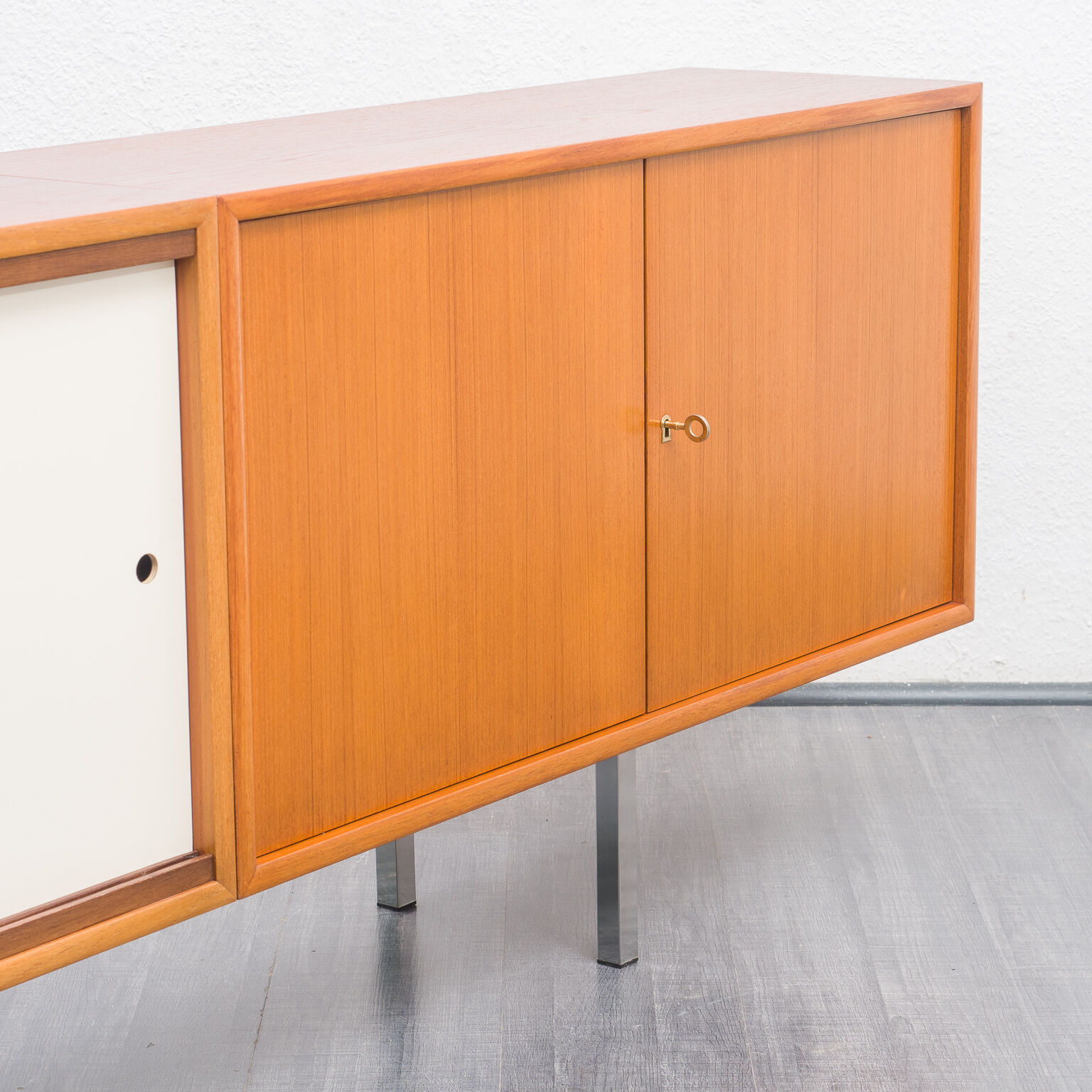 Sideboard in teak, 300cm
