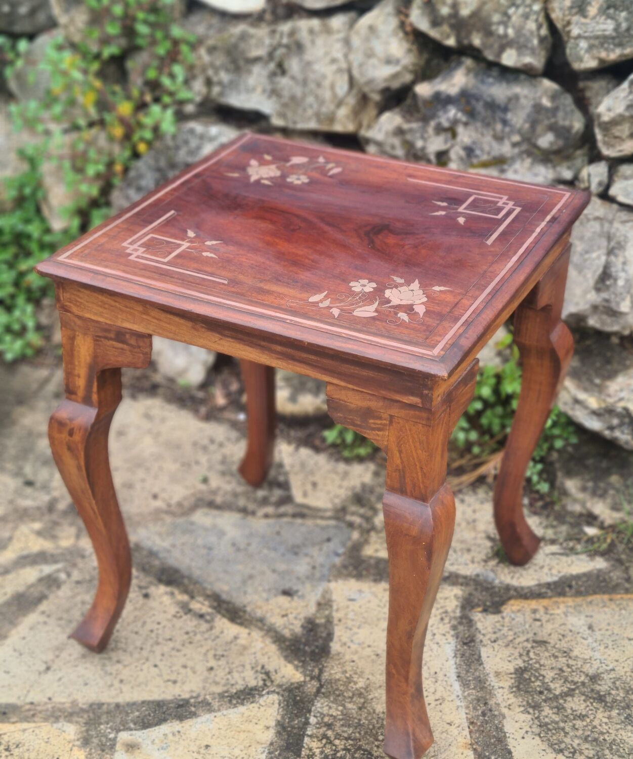Coffee table in brass marquetry