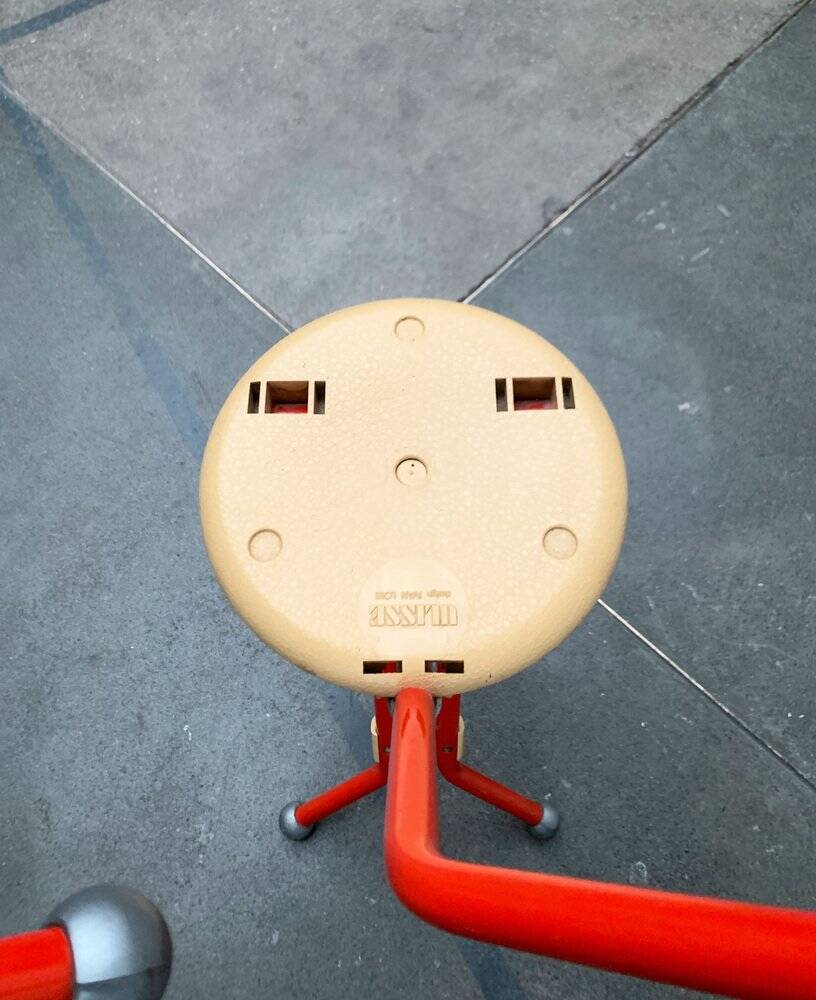 Postmodern Italian folding stool Ulisse by Ivan Loss for Sandrigarden, 1980s.