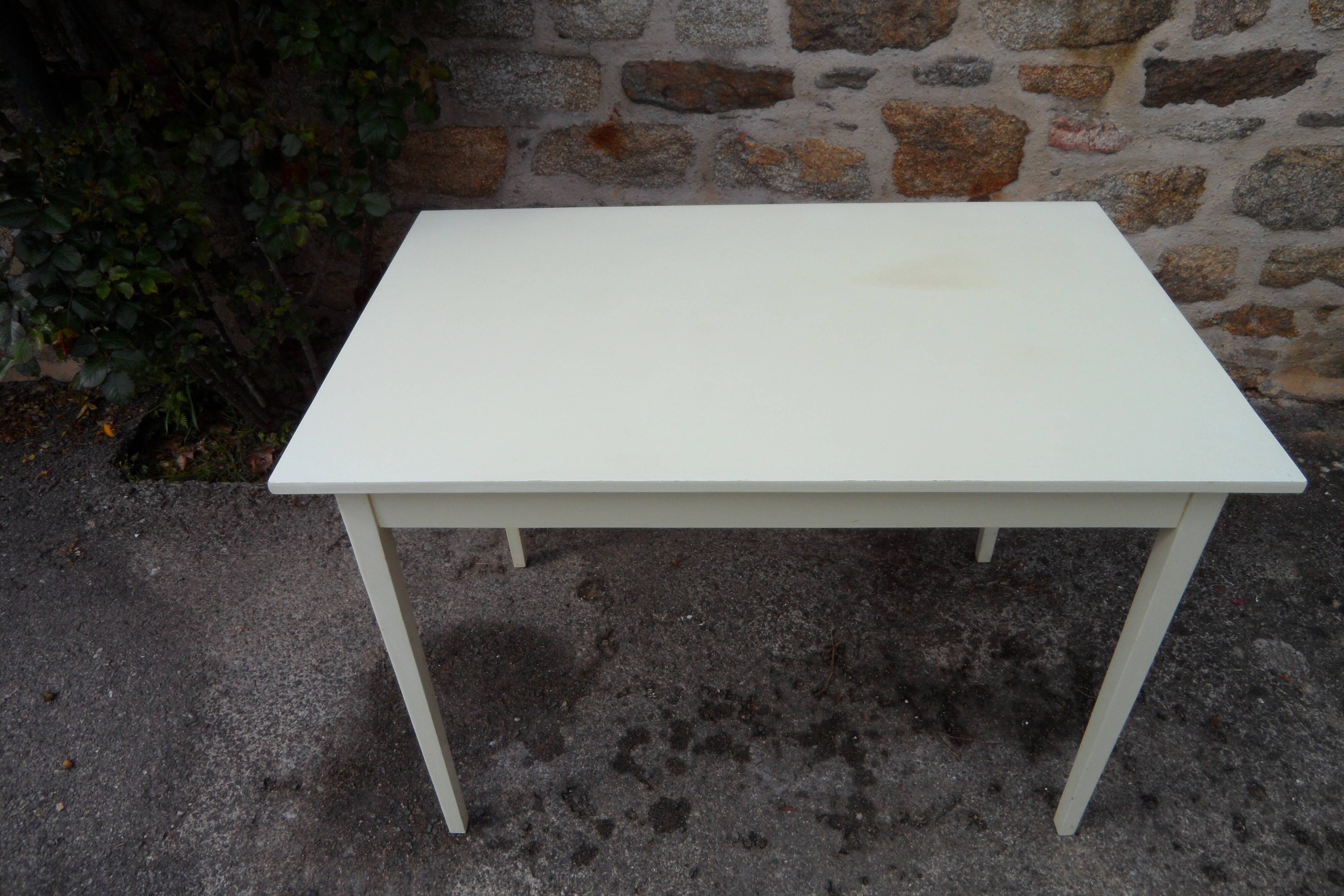 Table dairy Yoplait 60s vintage