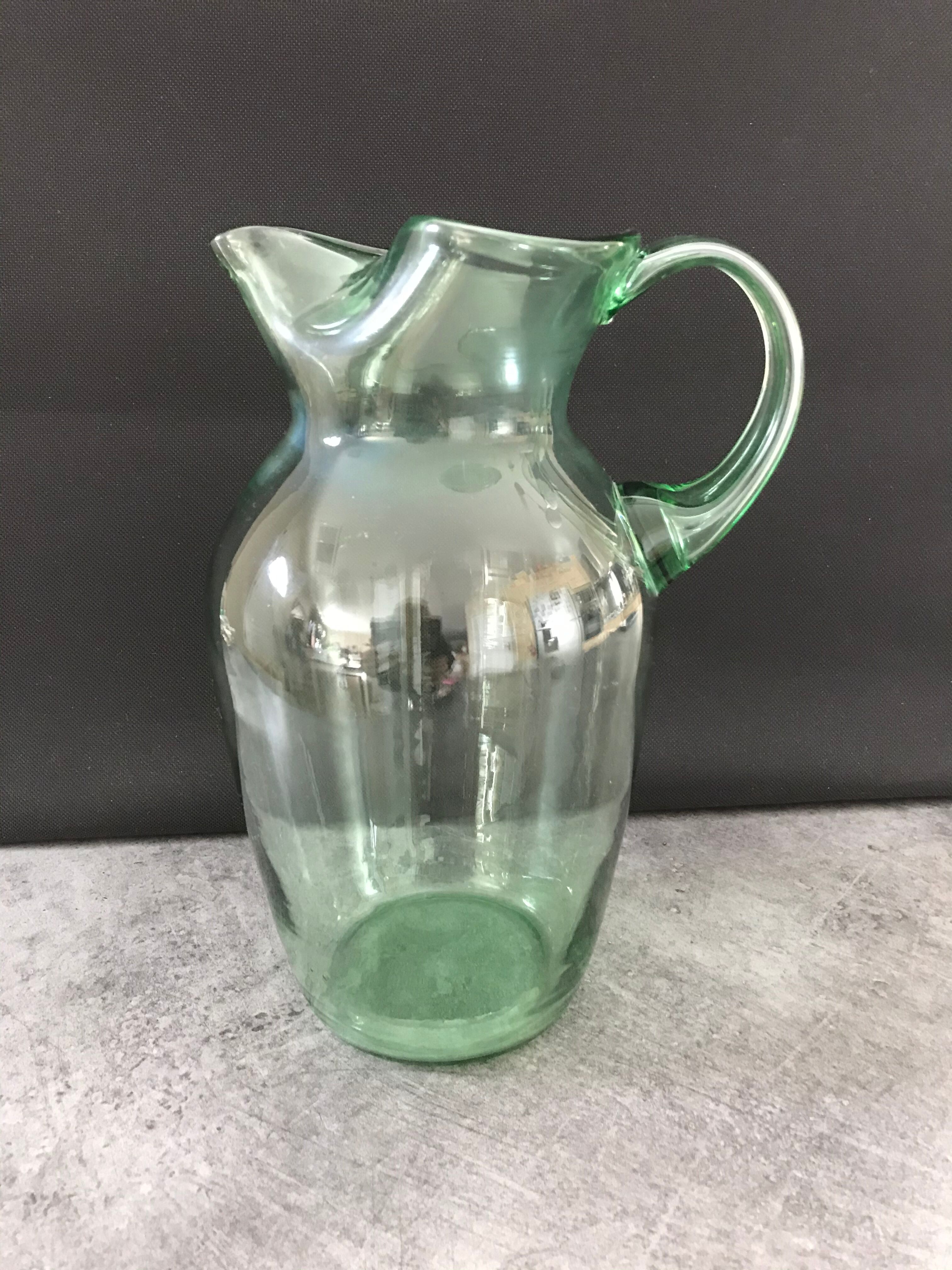 Broc vintage in glass green 25 cm