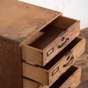 Small Japanese desk chest in oak and red pine, mid-Showa period, circa 1945–1970.