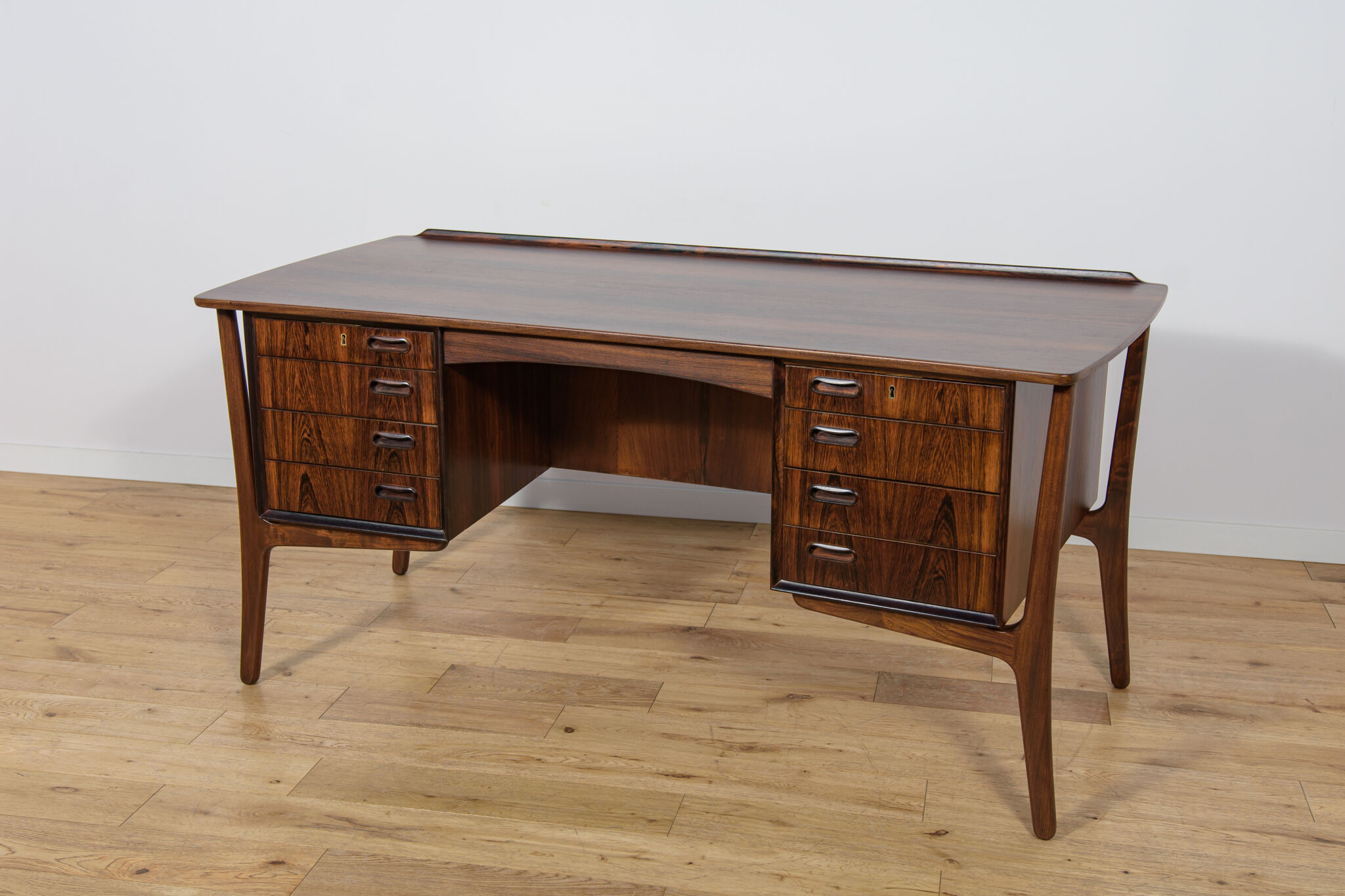 Mid-Century Modern Danish Rosewood Desk by Svend Åge Madsen for H.P. Hansen, Denmark, 1960s