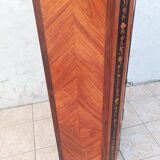 Louis XVI display cabinet in rosewood and amaranth veneer.