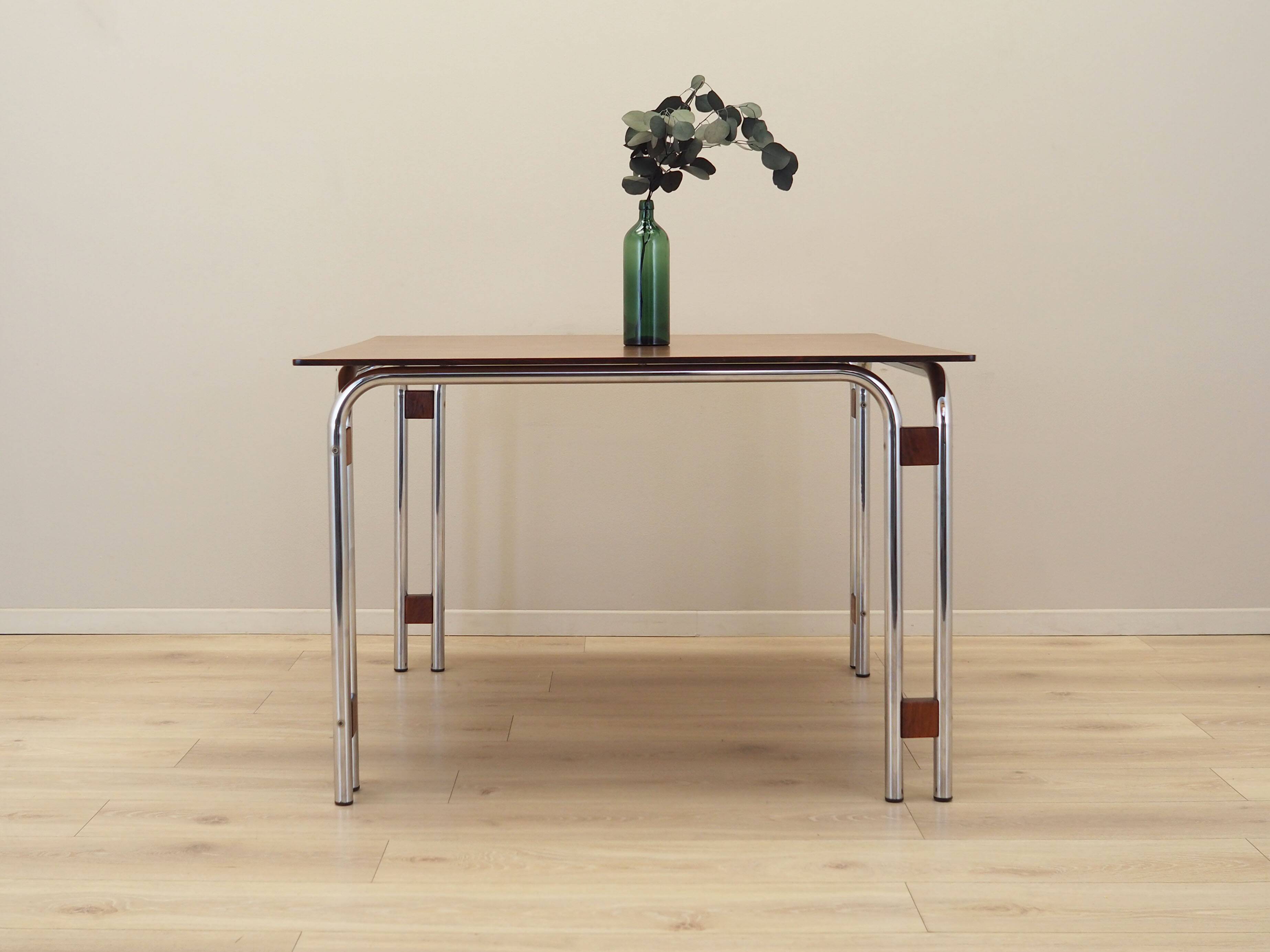 Walnut table, Italian design, 1970s, production: Italy