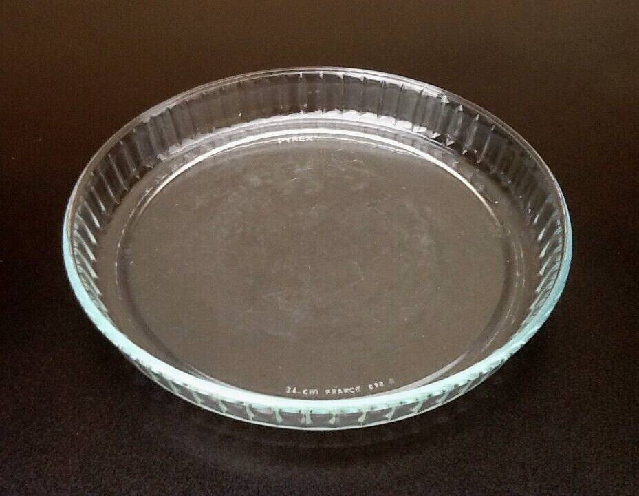 1970s 2 Pyrex France tart pans