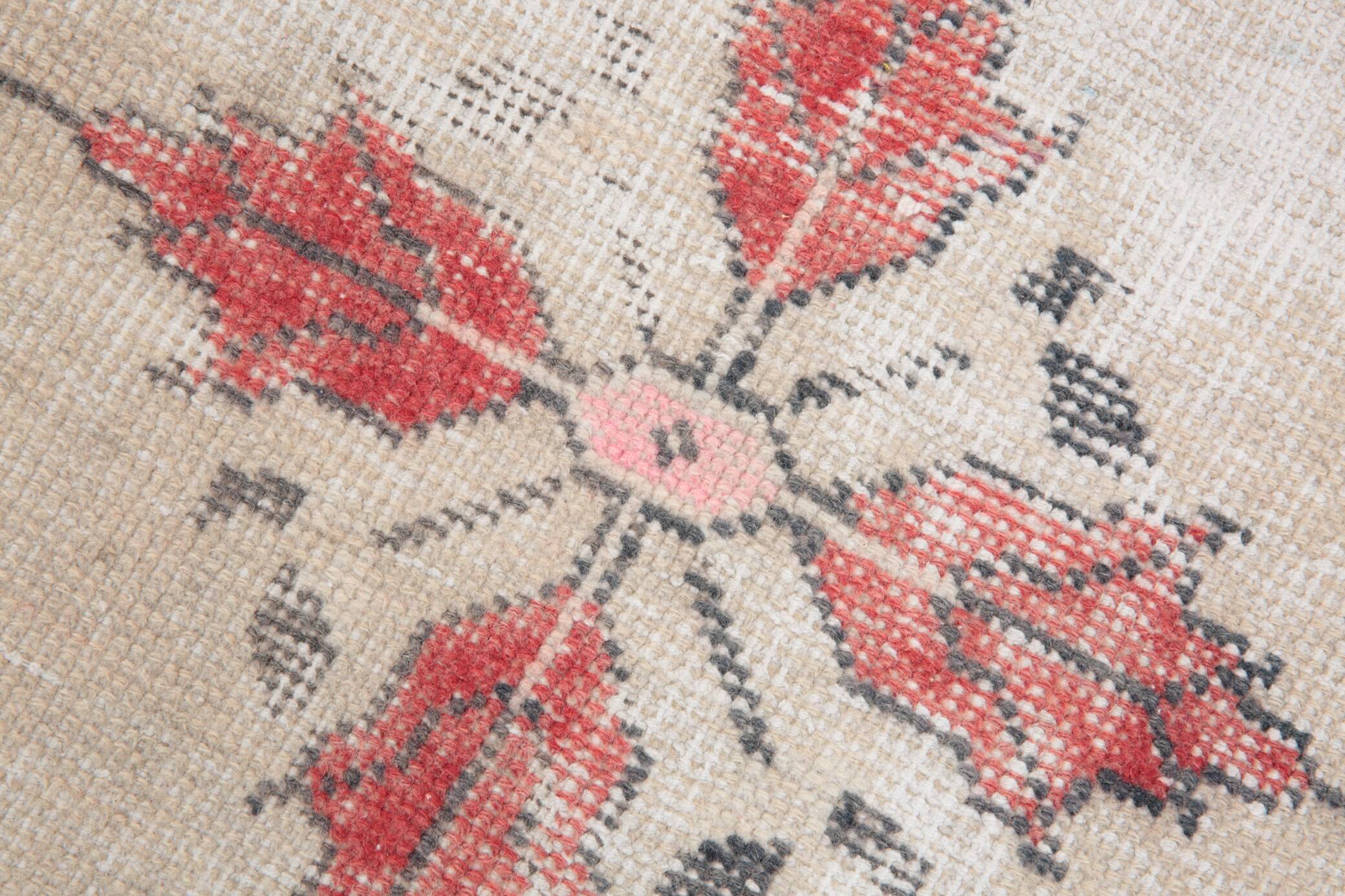 4x8 Star Pattern Burgundy Turkish Vintage Rug, 140x237Cm