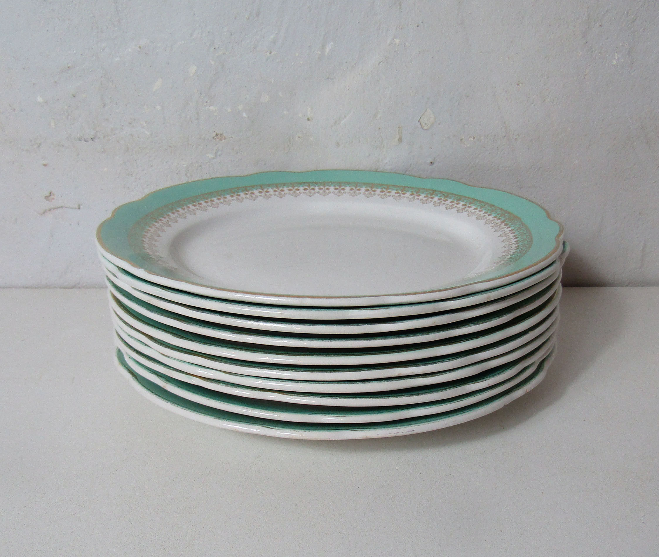 10 flat plates Digoin Sarreguemines mint gold