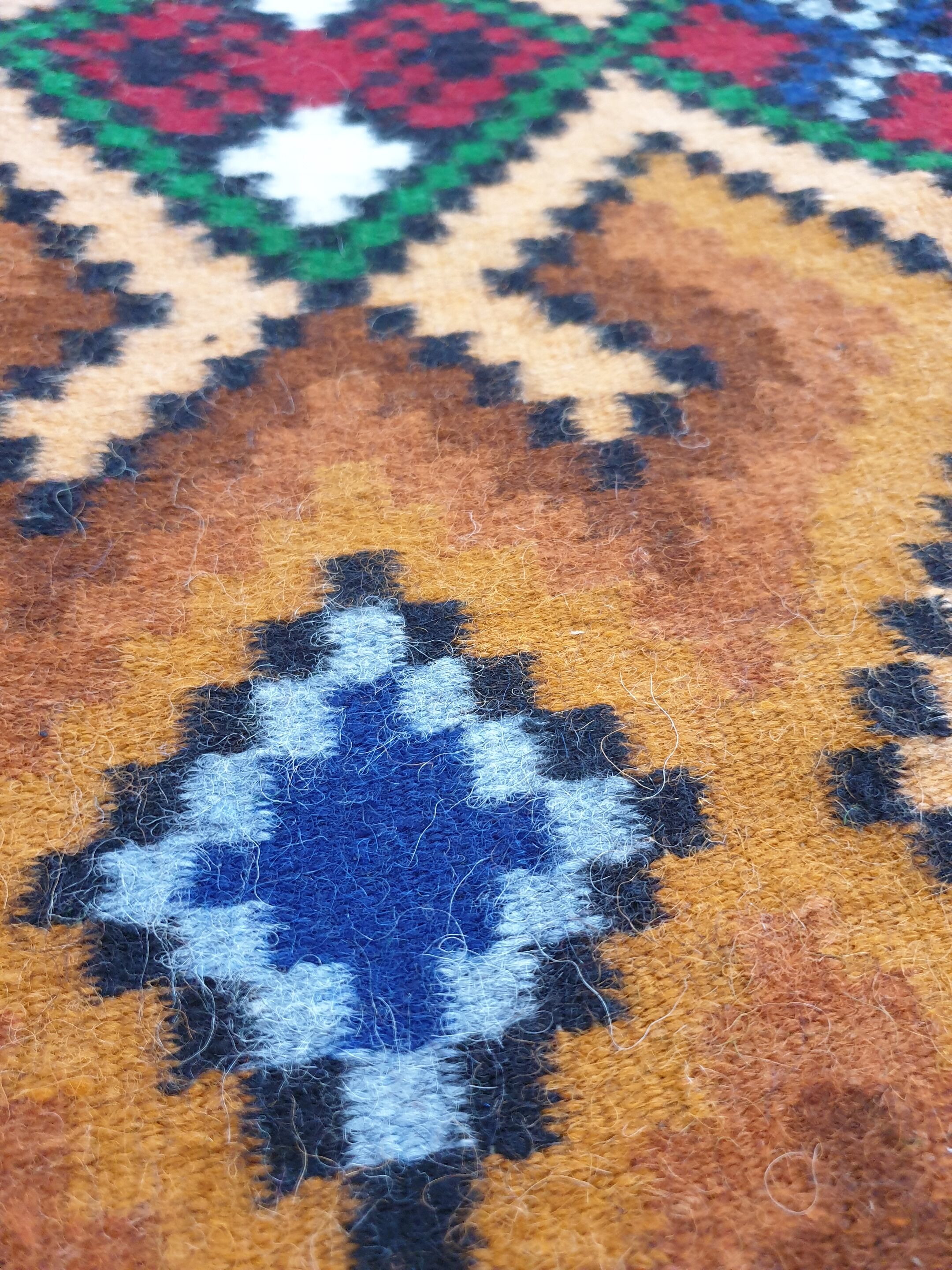 Romanian rug handwoven in wool