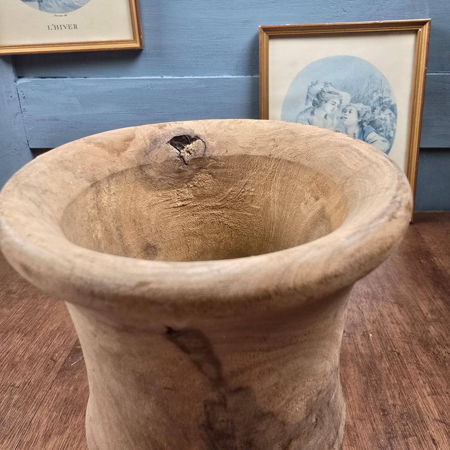 Antique turned wooden vase – Natural patina, crack at the base