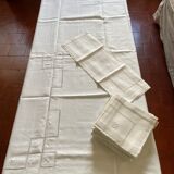 Tablecloth and 12 towels of old linen