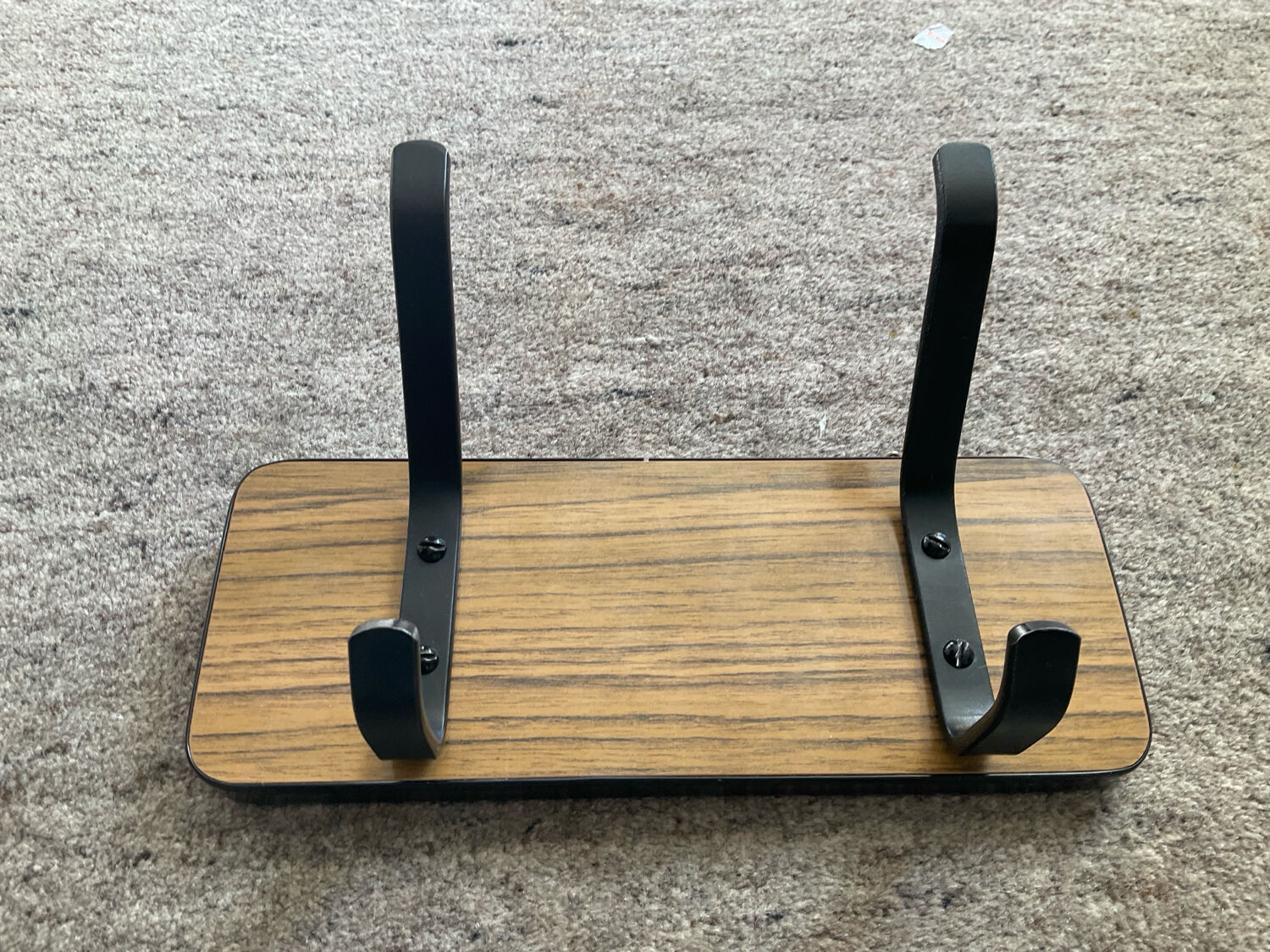 Coat rack in Formica from the 1970s.