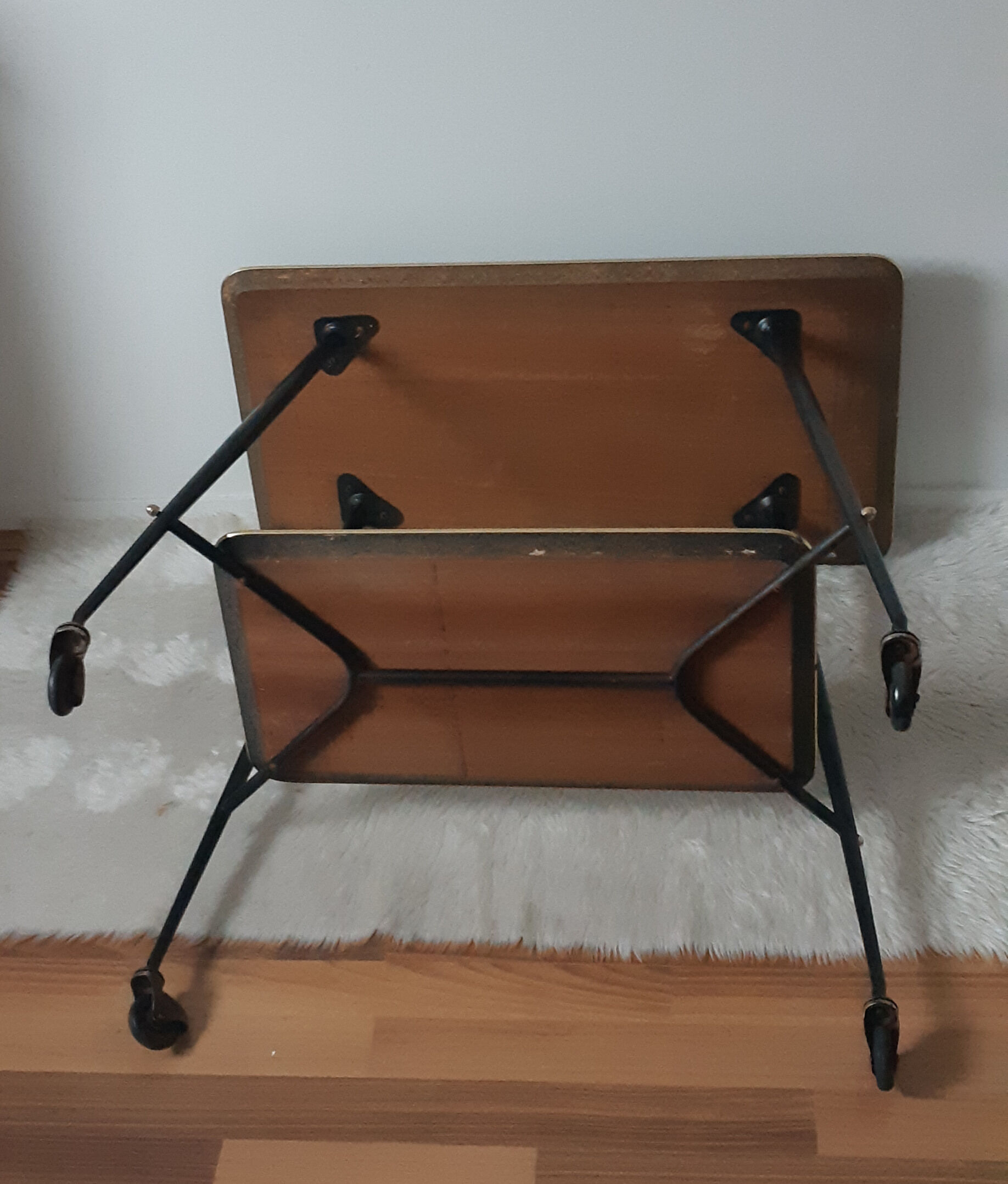 TV table, side, service on wheels