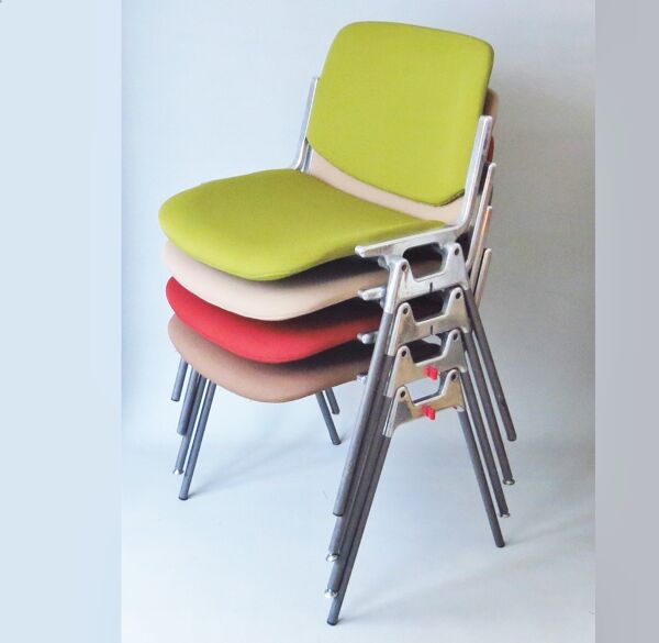 Paire de chaises DSC rouges giancarlo piretti
