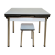 Table et tabouret en formica bleu