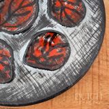 Assiette à huîtres vintage peinte à la main, par MBFA Pornic, vaisselle des années 1960
