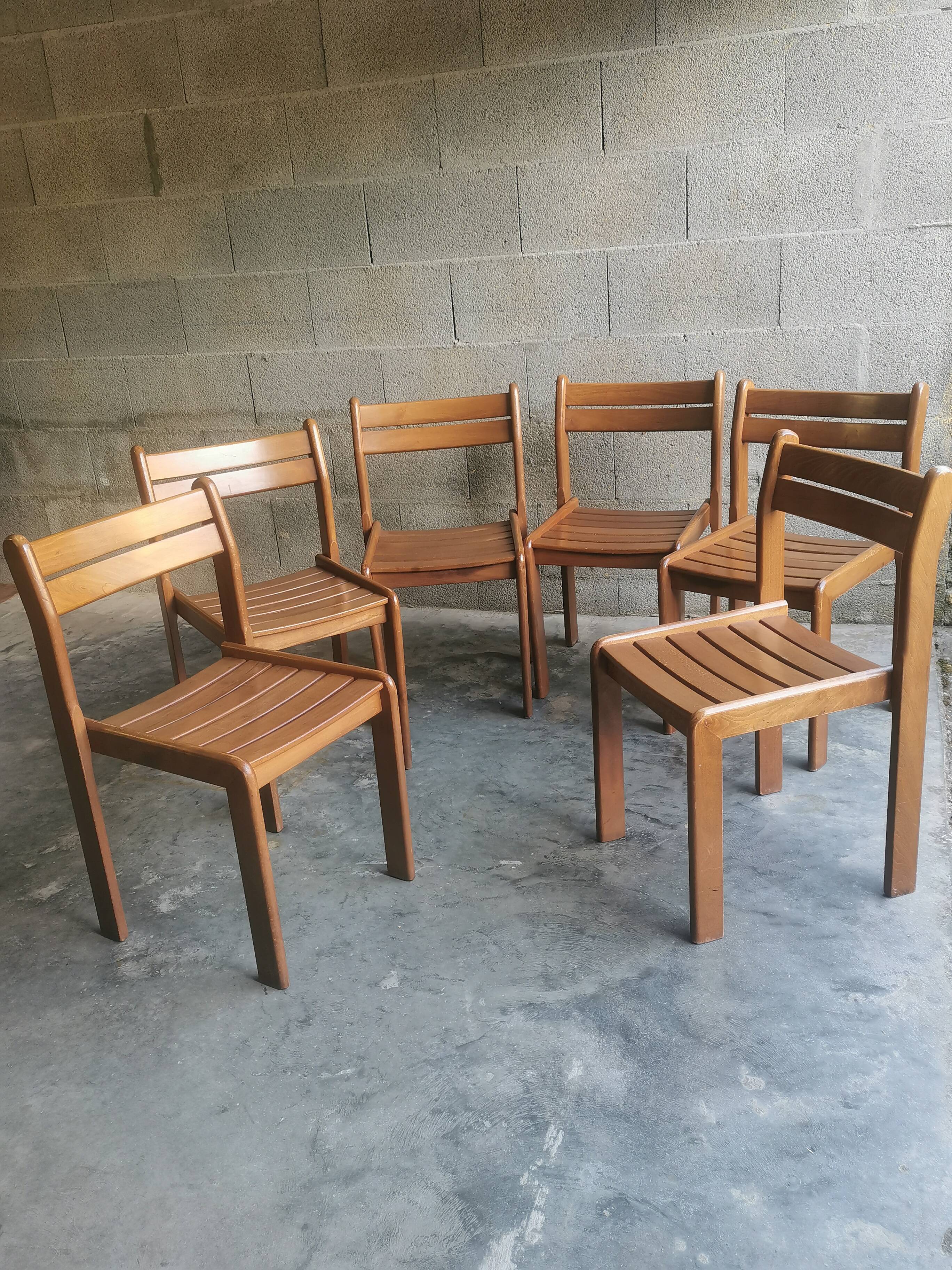 Set of 6 vintage wooden chairs