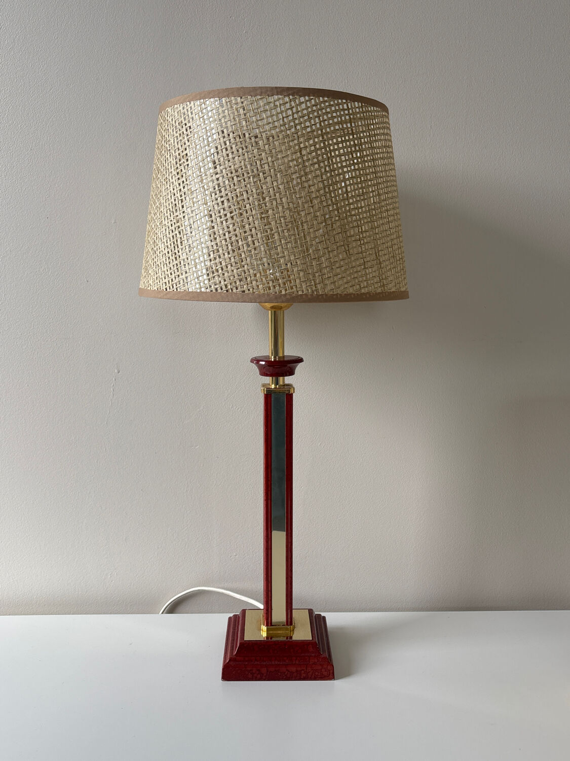 R DeSchuytener column lamp