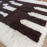 Large handcrafted Berber rug 225cmx325cm