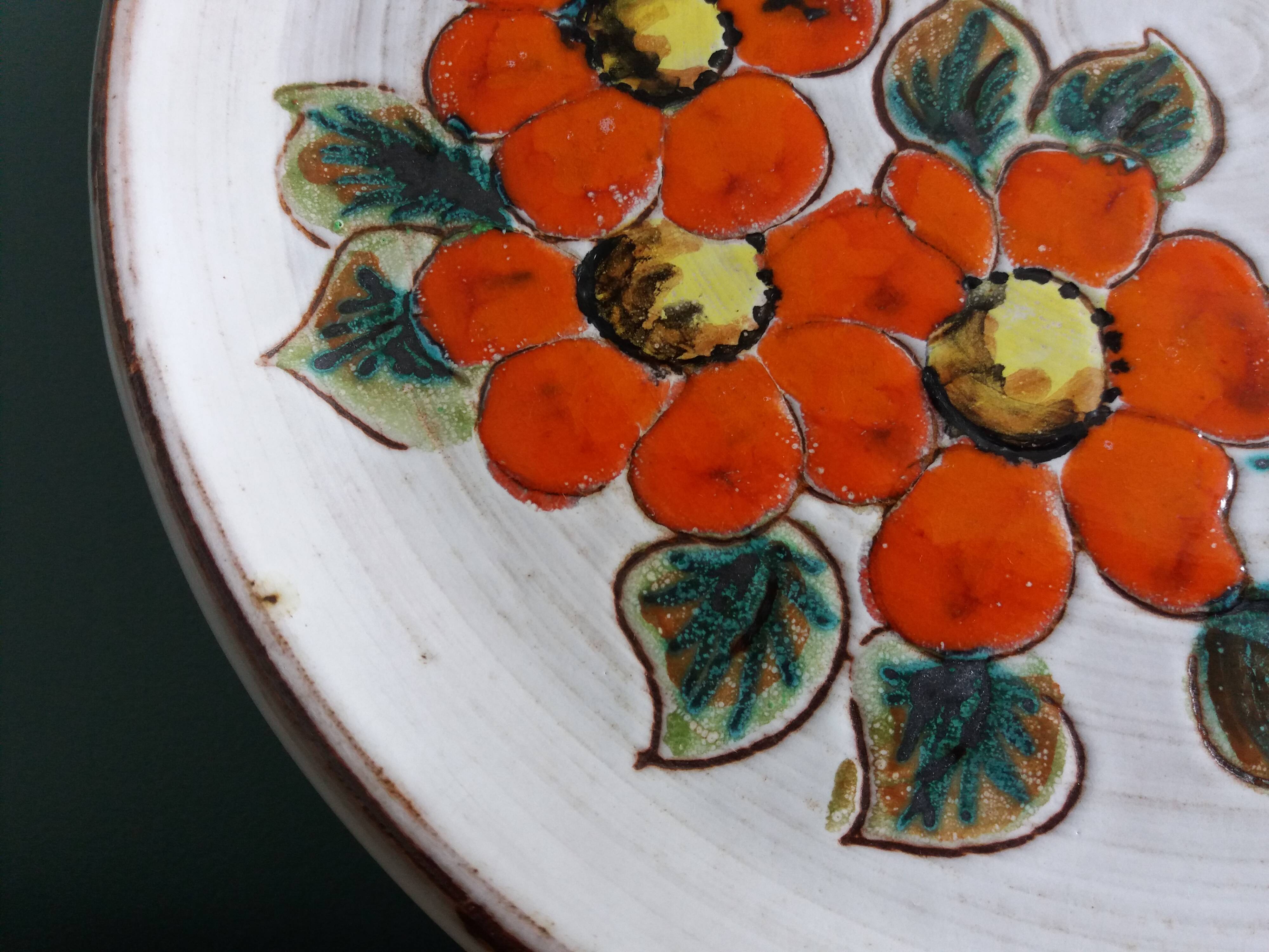 Vallauris handcrafted decorative wall plate with flower motif