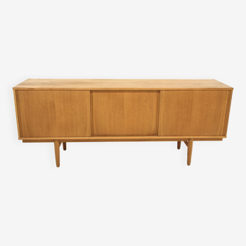 Enfilade scandinave en chêne, Abra Möbelfabrik, Taberg, Suède, 1960